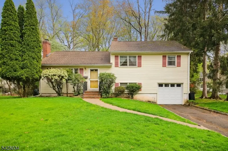 22 Springbrook Rd, Livingston, NJ 07039 - #1