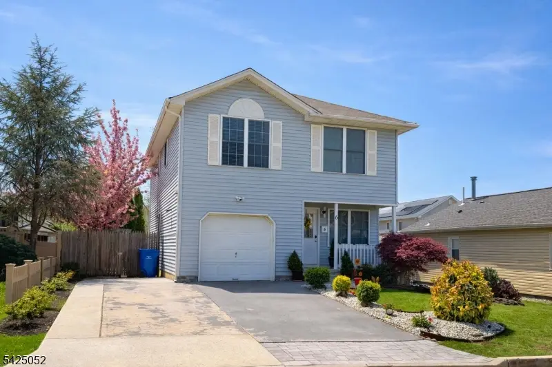 6 Ives Ct, Monroe, NJ 08831 - #1