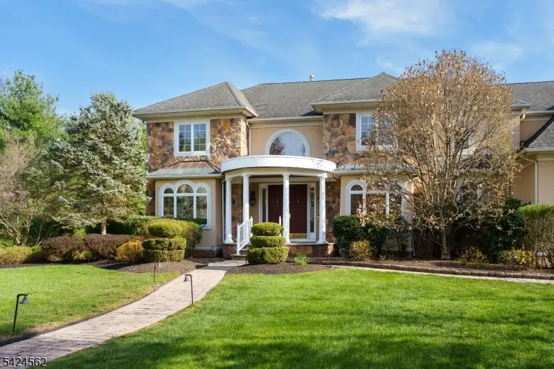 33 Saddlewood Ct, Montgomery, NJ 08502 - #2