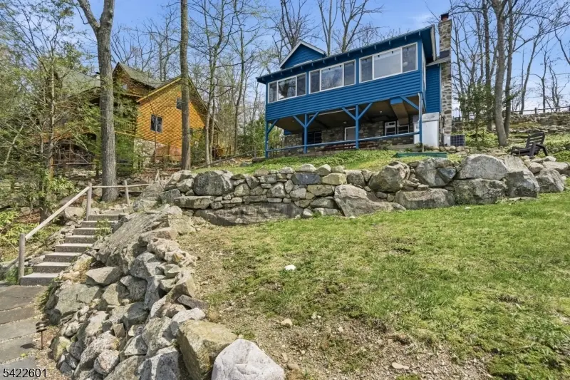 1193 Lakeside Dr E, Highland Lakes, NJ 07422 - #2