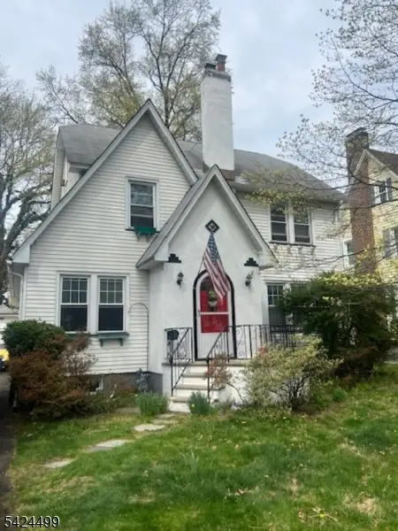 332 Walnut Ave, Cranford, NJ 07016 - #1