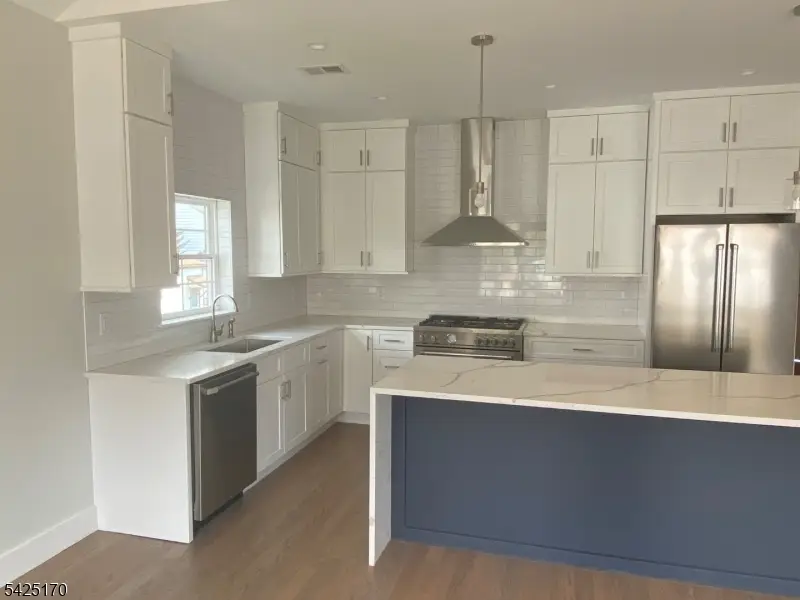 402 Rutgers Ave, Hillside, NJ 07205 - #3