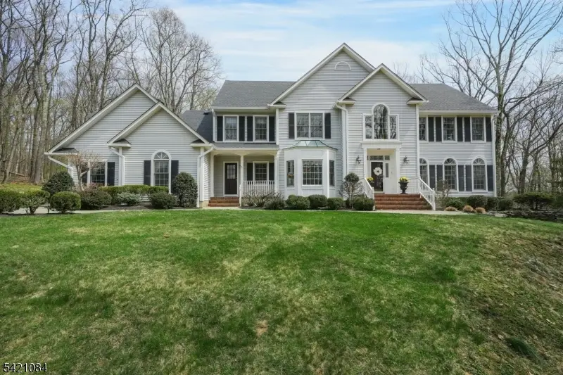 2 Knollwood Ter, Chester, NJ 07930 - #1