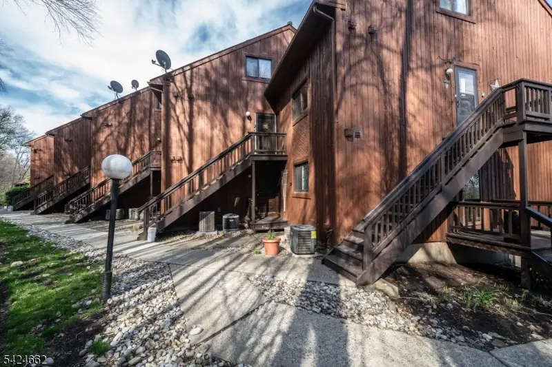 4 Red Lodge Dr #3, Vernon Center, NJ 07462 - #3