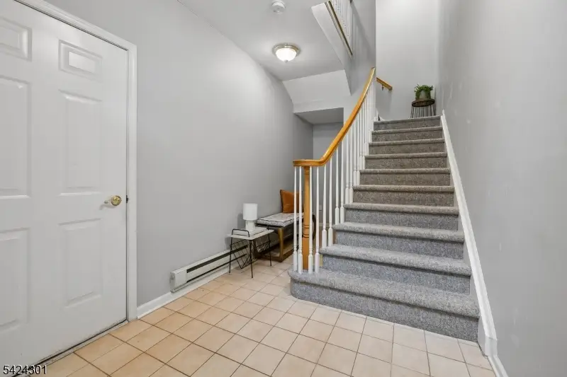 816 Kensington Ln, Livingston, NJ 07039 - #2