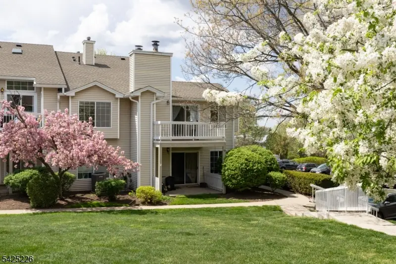 90 Mayfield Road Ondo #90, The Hills, NJ 07921 - #2