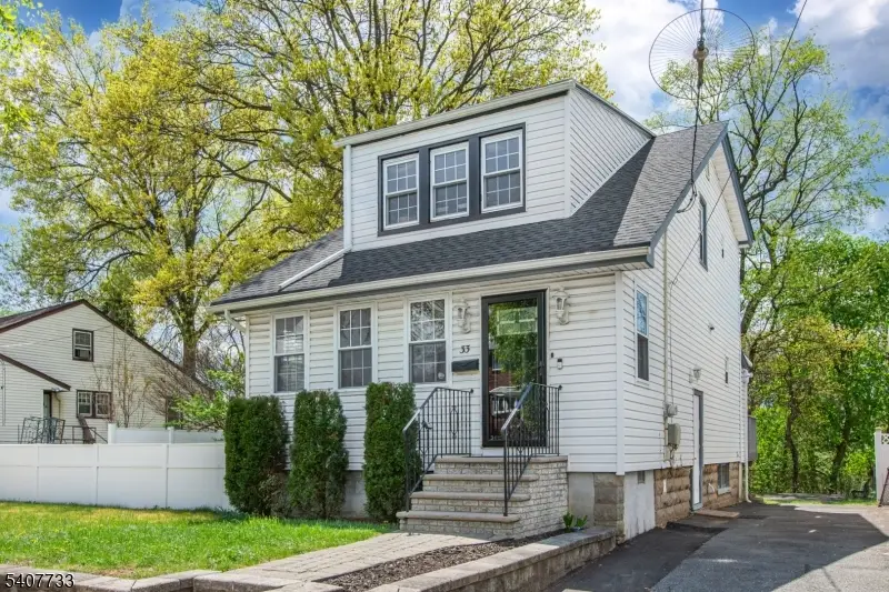 31-33 Smallwood Ave, Belleville, NJ 07109 - #1