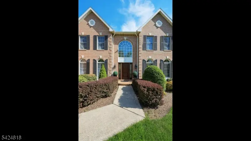 5 Longford Ct, Warren, NJ 07059 - #3