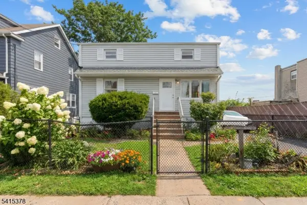 229 Hillcrest Ter, Roselle Boro, NJ 07203