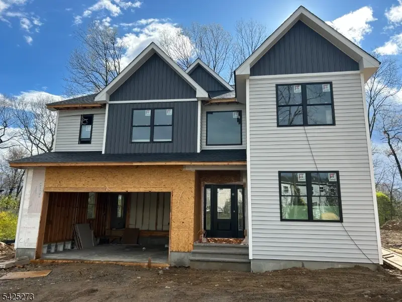 8 Chamberlain Ln, Budd Lake, NJ 07828 - #1