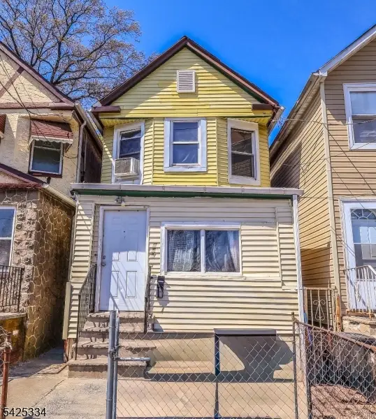 259 S 18th St, Newark, NJ 07103 - #1