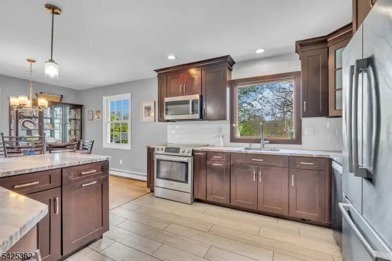 102 Hillcrest Dr, Packanack Lake, NJ 07470 - #2