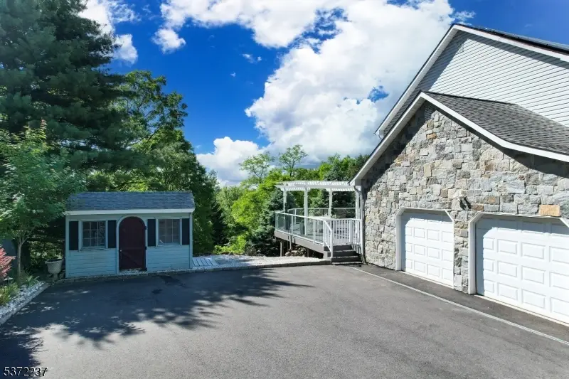 7 Beechwood Ter, Green Brook, NJ 08812 - #2