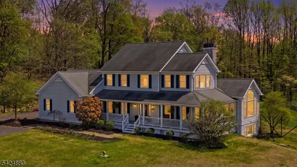 19 Allerton Rd, Clinton Twp., NJ 08801