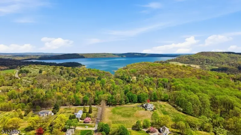 19 Allerton Rd, Clinton, NJ 08801 - #2