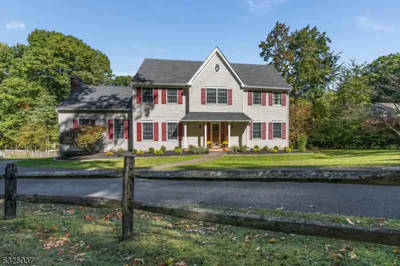 73 Old Mountain Rd, Clinton, NJ 08833 - #3