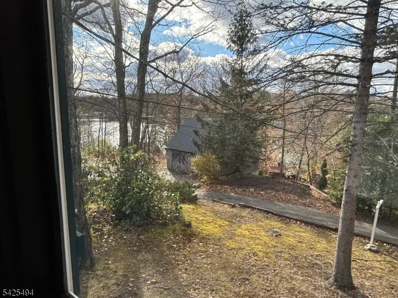 69 Lindys Dr, West Milford, NJ 07480 - #2