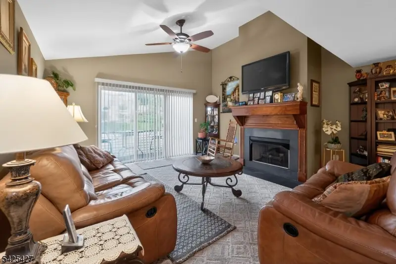 167 Falcon Ridge Way, Hamburg, NJ 07419 - #3