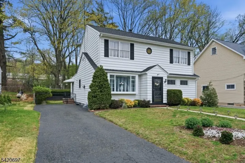 449 Richard Way, North Plainfield, NJ 07062 - #2