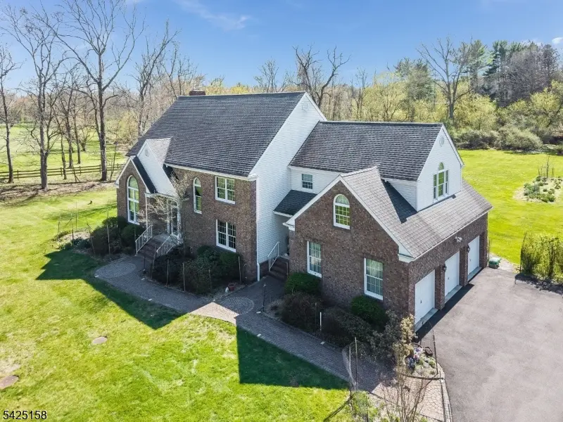 95 Pleasant Run Rd, Readington, NJ 08822 - #1