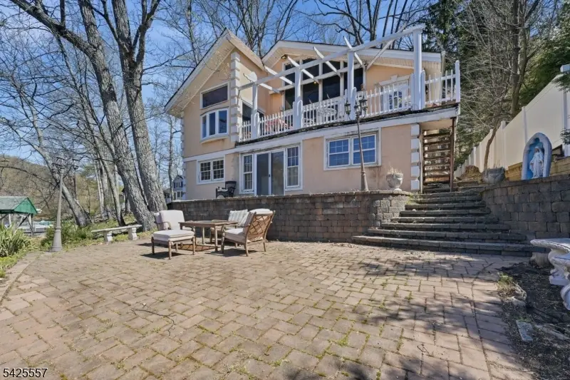 6 Oneida Ave, Hopatcong, NJ 07843 - #1