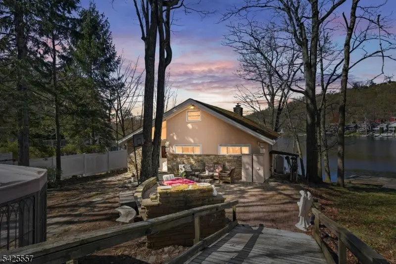 6 Oneida Ave, Hopatcong, NJ 07843 - #2