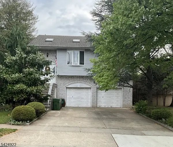 910 Orchard Ter, Linden City, NJ 07036