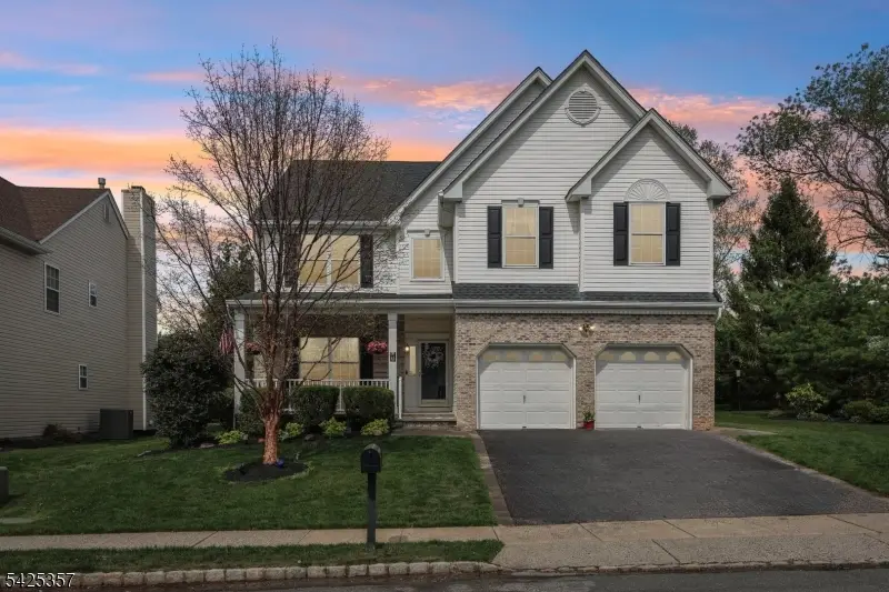 25 Francis Dr, Bradley Gardens, NJ 08807 - #2