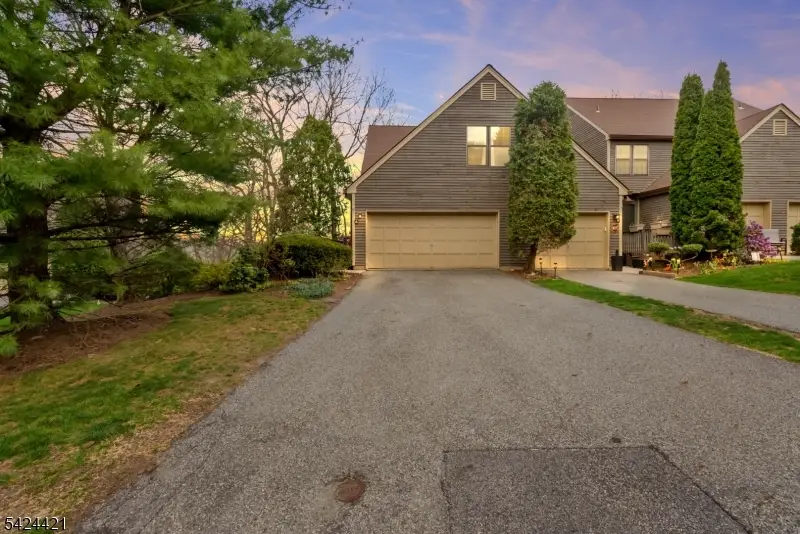 47 Manchester Ln #A, West Milford, NJ 07480 - #1