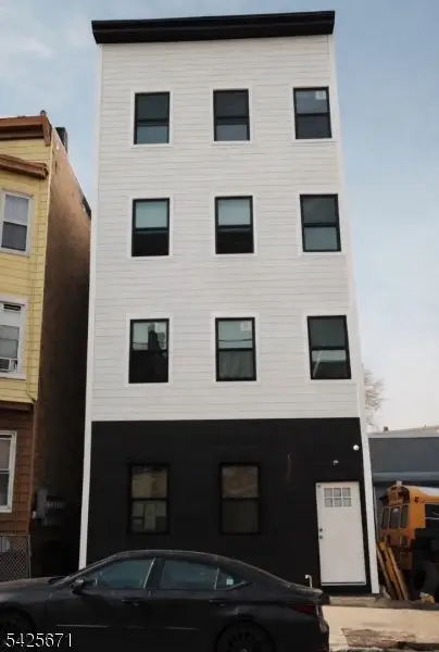 142 Mill St, Paterson, NJ 07501 - #1
