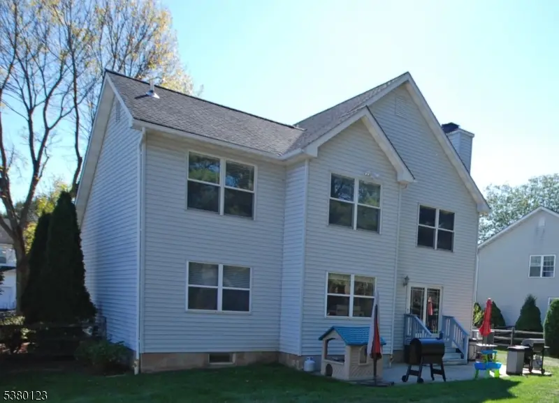 32 Peterson Rd, Hillsborough, NJ 08844 - #2