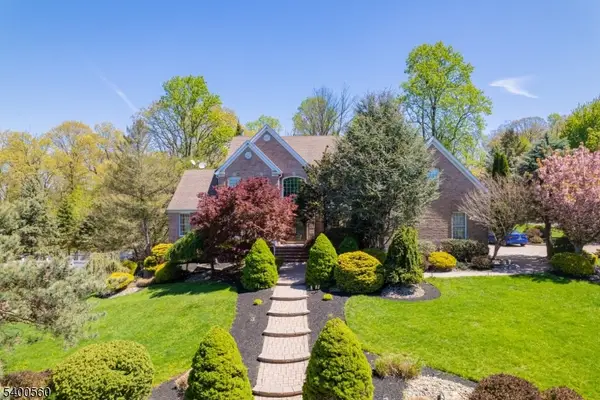 19 Ridge Rd, Green Brook Twp., NJ 08812