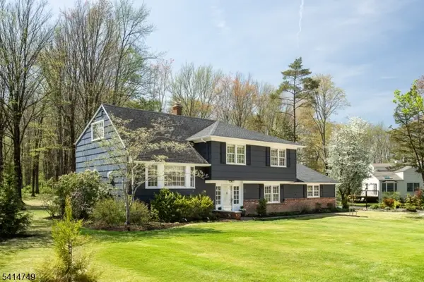 89 Lyons Pl, Bernards Twp., NJ 07920