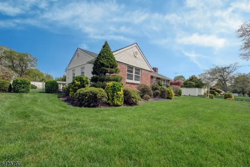 348 Boulevard, Pompton Plains, NJ 07444 - #2