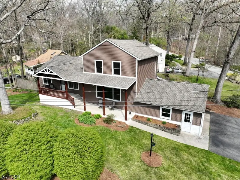 10 Hillside Rd, Ringwood, NJ 07456 - #1
