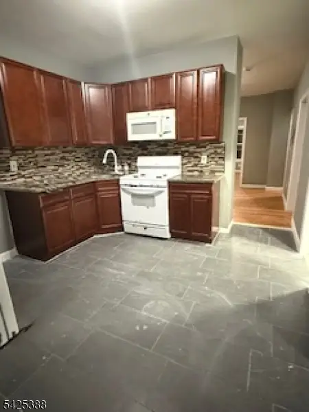 380 Halsted St, East Orange, NJ 07018 - #3