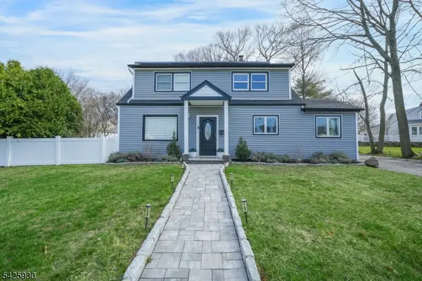 33 Cathy Ave, Hawthorne Boro, NJ 07506
