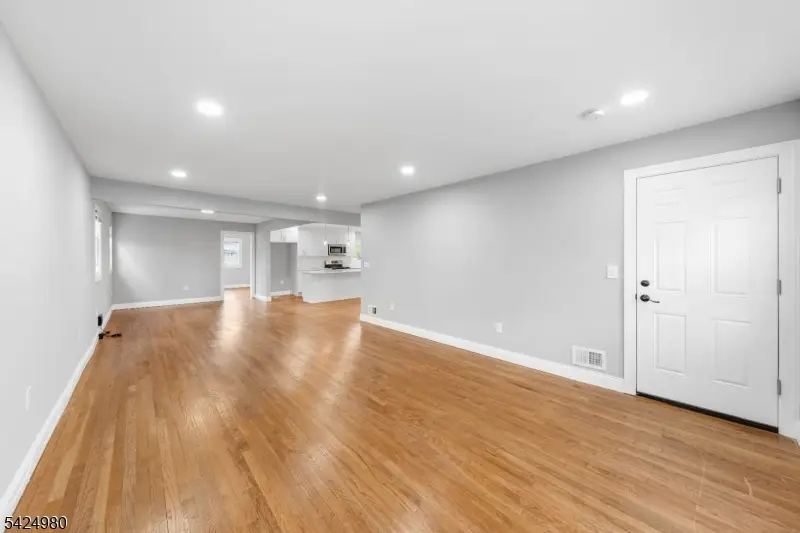 859 Dewey St, Union, NJ 07083 - #3