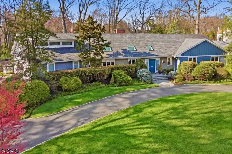 605 Mountain Dr, South Orange, NJ 07079 - #1