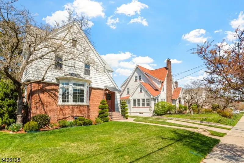 146 Irving Pl, Rutherford, NJ 07070 - #3