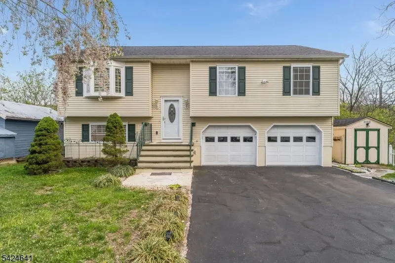 21 Marble St, Washington, NJ 07882 - #2