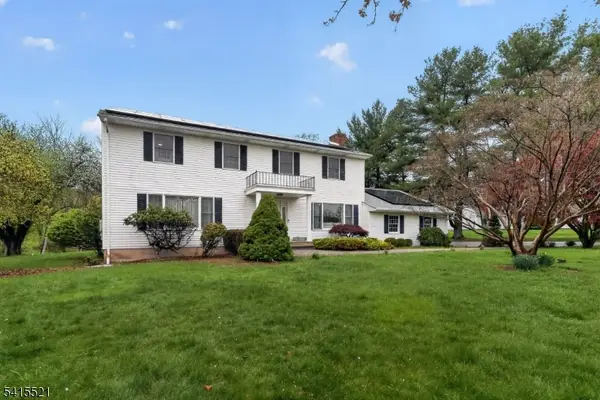 8 Telfer Dr, Vernon Twp., NJ 07418