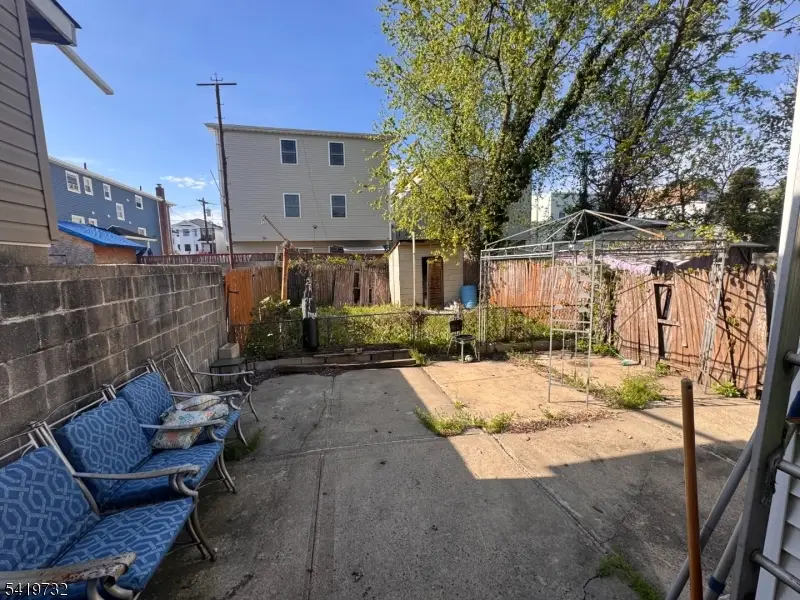 321 S 5th St, Elizabeth, NJ 07206 - #2