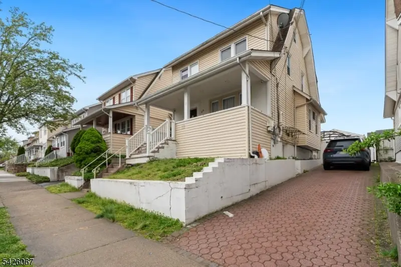 89 E 6th St, Clifton, NJ 07011 - #2