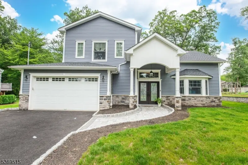 40 Lee Rd, Livingston, NJ 07039 - #1