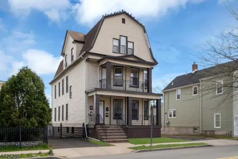 202 Sanford St, East Orange, NJ 07018 - #1