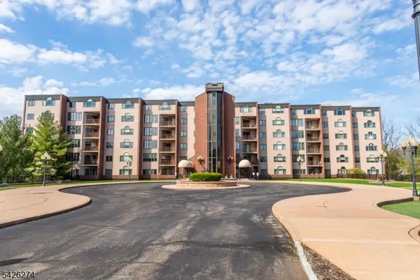 1360 Hamburg Tpke Unit 402 #402, Wayne Twp., NJ 07470