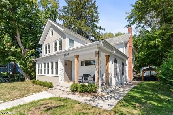 9 Lawnwood Ave, Newton Town, NJ 07860