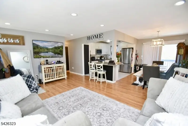 15 Cross St, Dover, NJ 07801 - #3