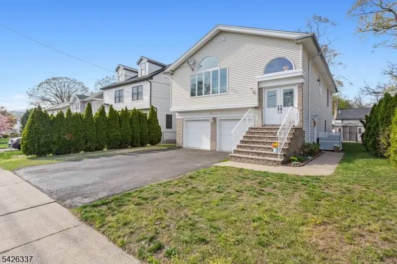71 Parker Ave, Hawthorne, NJ 07506 - #2